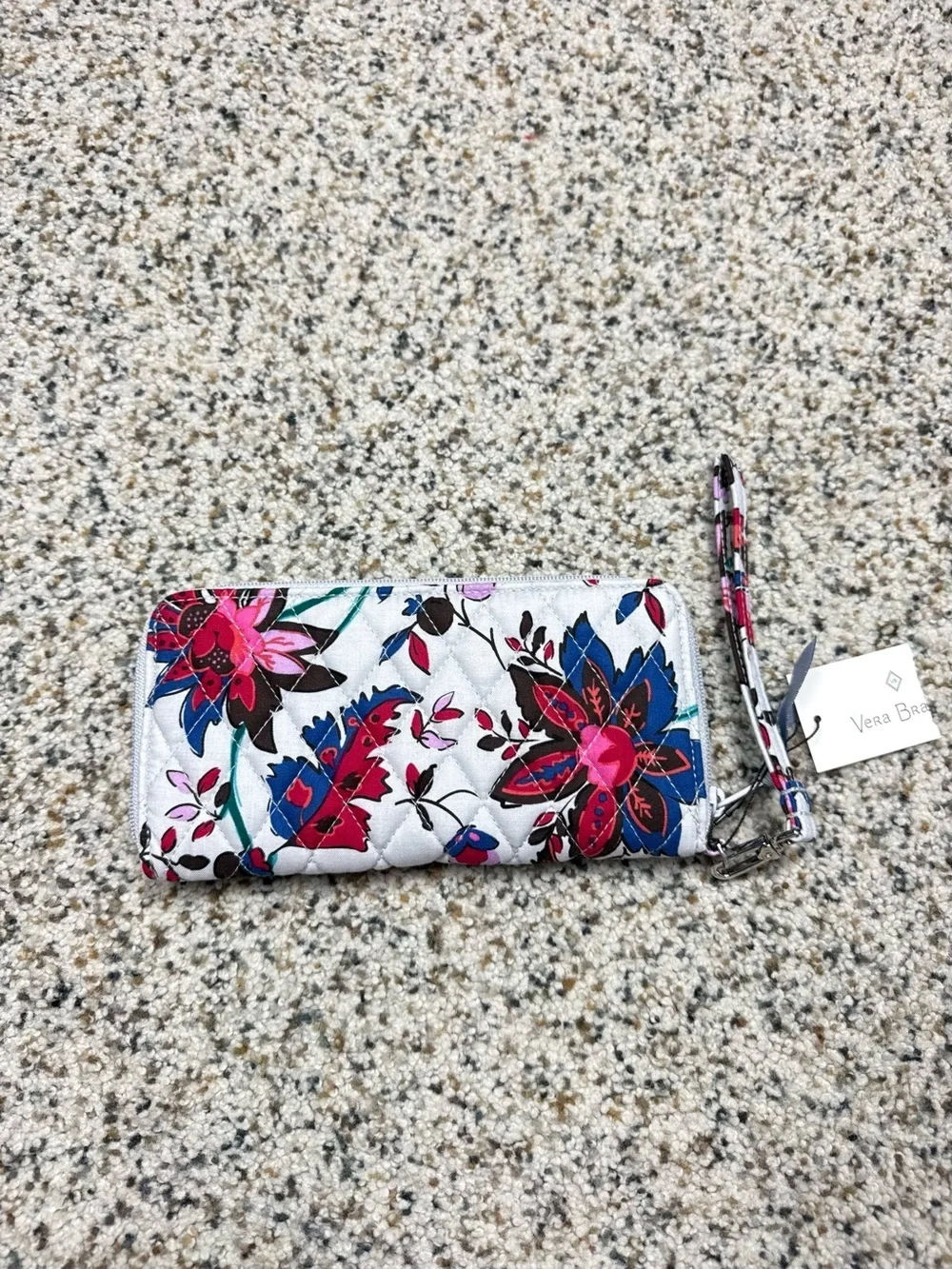 Vera Bradley Vineyard Floral RFID Accordion Wristlet Pink Blue Gray NWT